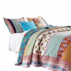 Sama 5-Piece Multi-Color Floral Print Patterns Velvet Reversible King Quilt Set by Benjara -Better Trends Sales Store benjara bedding sets bm280416 31 1000