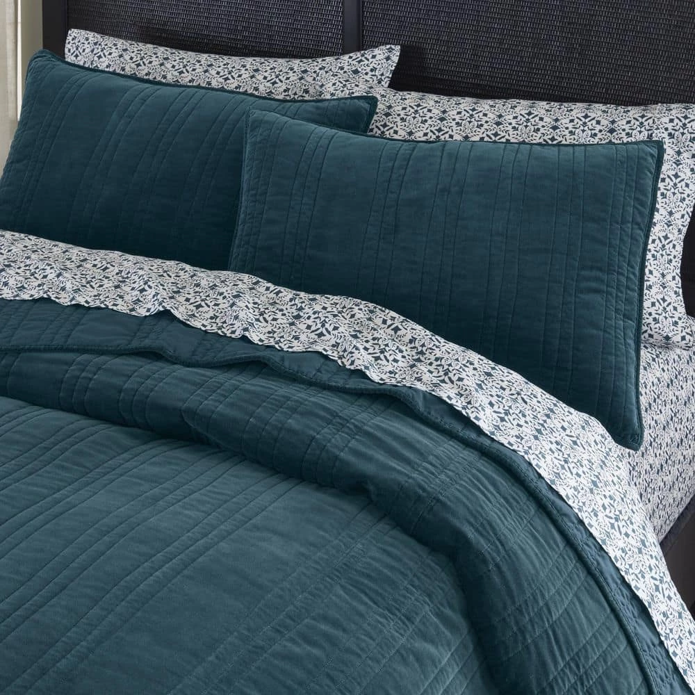 3-Piece Charleston Green Lush Velvet Cotton King Quilt Set by Home Decorators Collection 4 3-Piece Charleston Green Lush Velvet Cotton King Quilt Set by Home Decorators Collection - Image 2