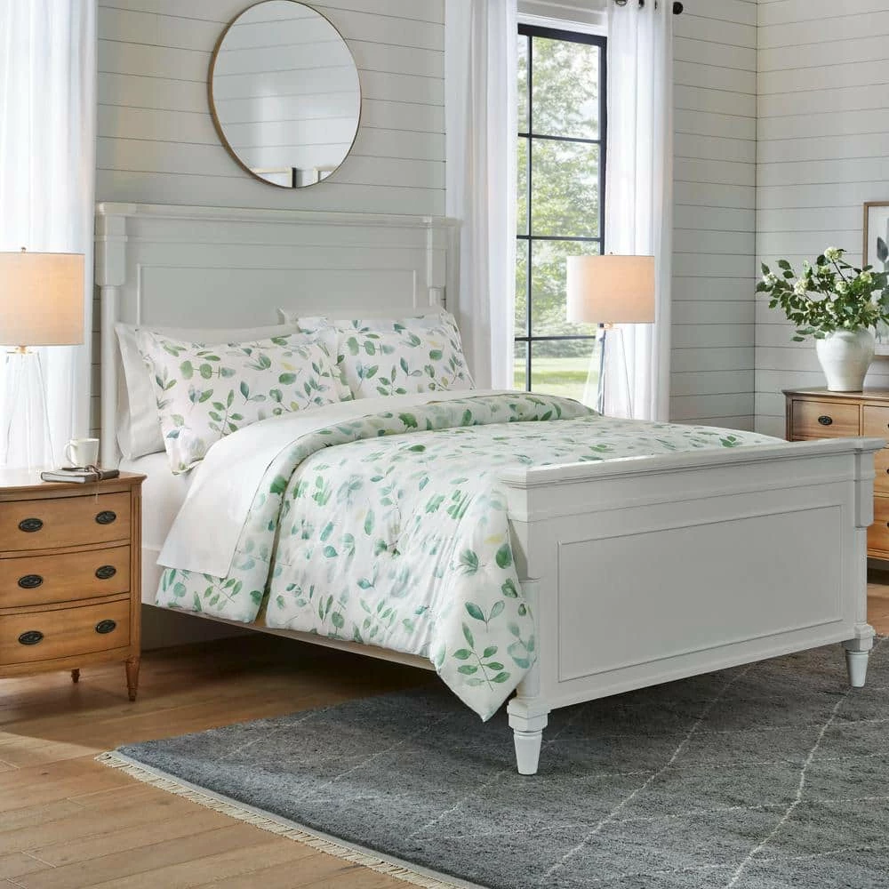 Viola 3-Piece Green and White Watercolor Botanical Cotton Full/Queen Comforter Set by Home Decorators Collection 6 Viola 3-Piece Green and White Watercolor Botanical Cotton Full/Queen Comforter Set by Home Decorators Collection - Image 4