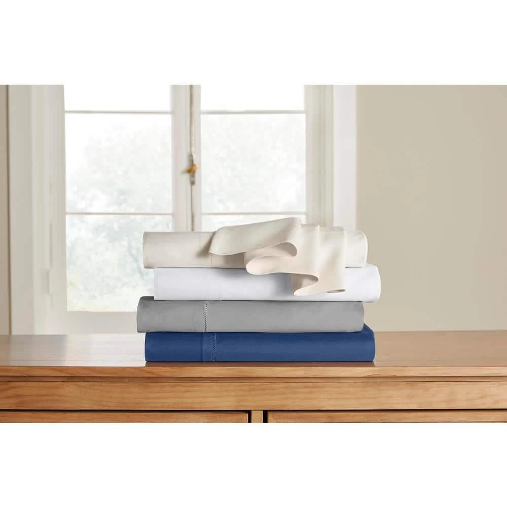 500 Thread Count Egyptian Cotton Sateen 6-Piece Queen Sheet Set in Midnight by Home Decorators Collection 4 500 Thread Count Egyptian Cotton Sateen 6-Piece Queen Sheet Set in Midnight by Home Decorators Collection - Image 2